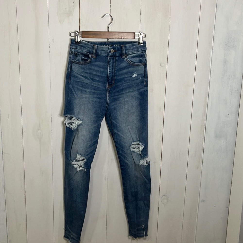 AE Super Stretch - Curvy Super Hi Rise Jegging - 2 short - Medium Wash/Destroyed